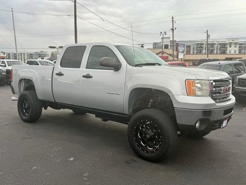 Used 2012 GMC Sierra 2500 SLE w/ SLE Preferred Package image 7