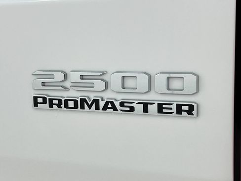 Used 2024 RAM ProMaster 2500 w/ Convenience Group FWD image 40