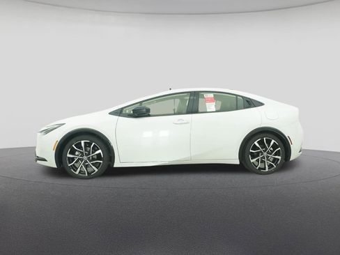 New 2026 Toyota Prius Plug-In Hybrid image 19