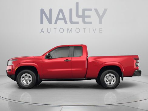 Used 2022 Nissan Frontier SV w/ Technology Package RWD image 2
