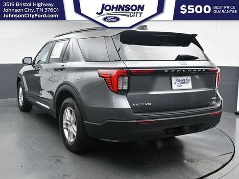 Certified 2025 Ford Explorer Active AWD/4WD image 7