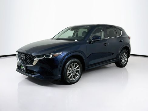 Used 2025 MAZDA CX-5 AWD 2.5 S w/ Preferred Package image 3