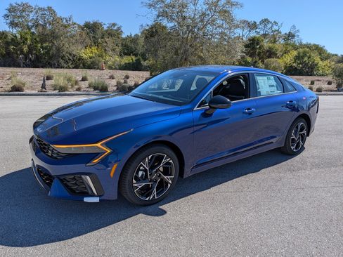 New 2026 Kia K5 GT-Line image 9