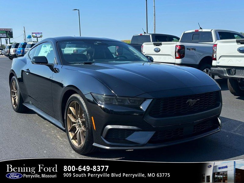 Used 2025 Ford Mustang Premium RWD image 1