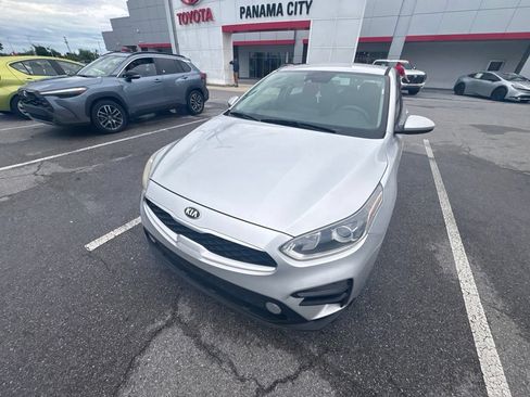 Used 2020 Kia Forte LXS FWD image 8