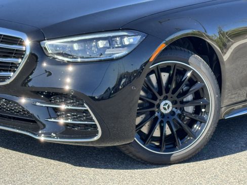New 2026 Mercedes-Benz S 580 4MATIC Sedan image 4