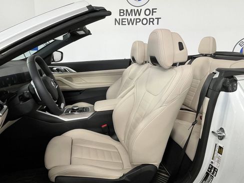 Used 2025 BMW 430i xDrive Convertible w/ Premium Package image 5