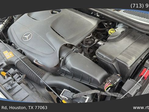 Used 2017 Mercedes-Benz GLA 250 w/ Premium Package image 50