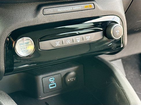 Certified 2023 Ford Escape ST-Line w/ Tech Pack #1 image 10