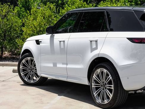 New 2026 Land Rover Range Rover Sport Dynamic SE AWD/4WD image 14