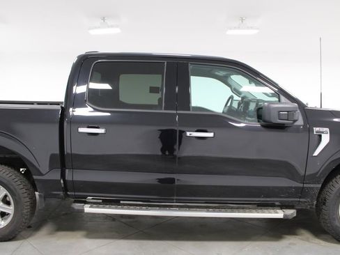 Used 2025 Ford F150 XLT w/ Equipment Group 301A Standard image 11