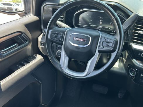 Certified 2025 GMC Sierra 1500 SLT AWD/4WD image 15