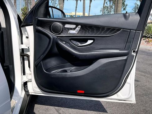 Used 2016 Mercedes-Benz GLC 300 image 21