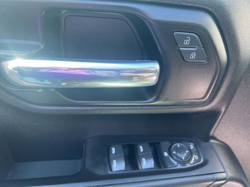 Used 2022 GMC Sierra 1500 Pro w/ 1SA Safety Plus Package RWD image 8