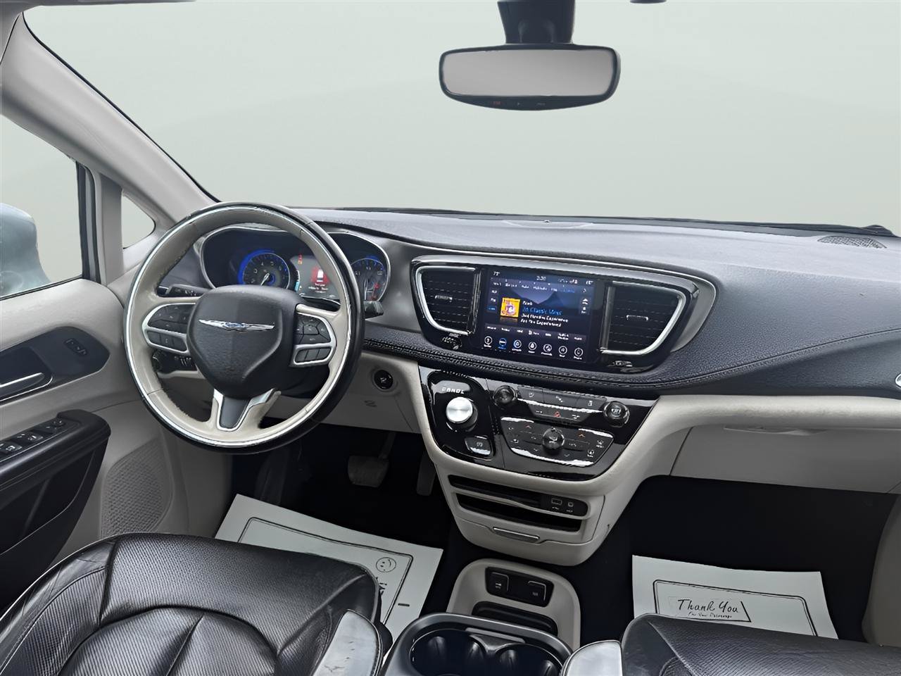 Used 2018 Chrysler Pacifica Limited FWD image 20