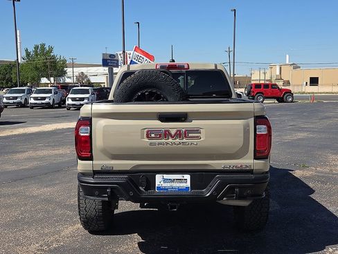 Used 2024 GMC Canyon AT4X w/ AT4X AEV Edition AWD/4WD image 4