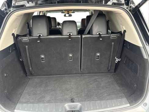 Used 2022 Nissan Pathfinder SL w/ SL Premium Package image 11