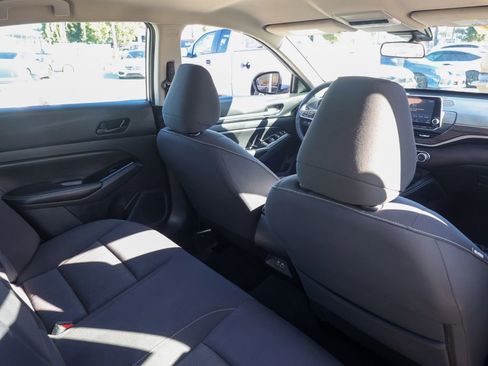 Used 2023 Nissan Altima 2.5 SV image 19