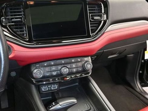 Used 2022 Dodge Durango R/T image 21