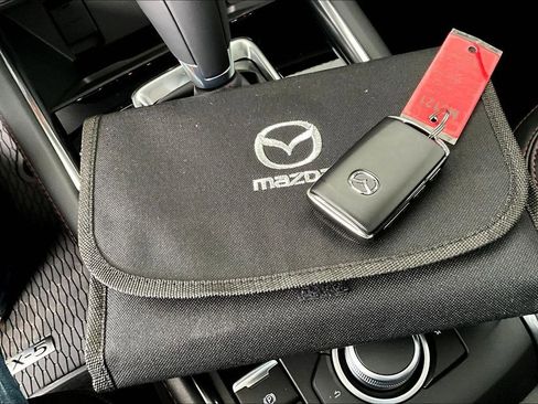 New 2025 MAZDA CX-5 Carbon Edition image 11