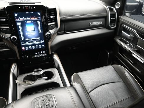 Used 2019 RAM 2500 Laramie image 39