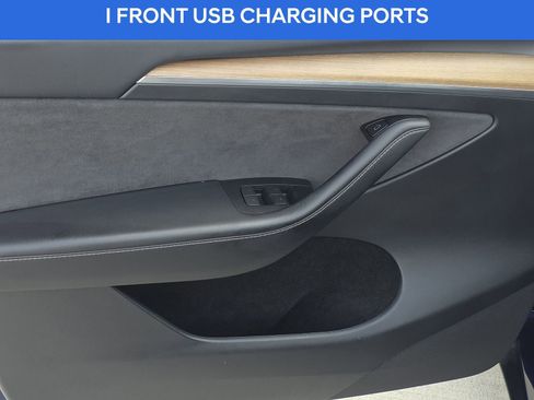 Used 2023 Tesla Model Y 2WD image 15