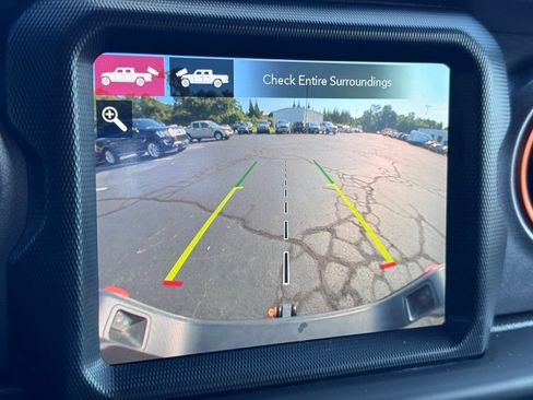 Used 2021 Jeep Gladiator Mojave AWD/4WD image 12