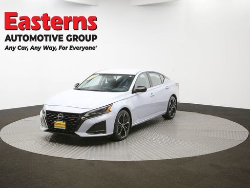 Used 2023 Nissan Altima 2.5 SR image 50