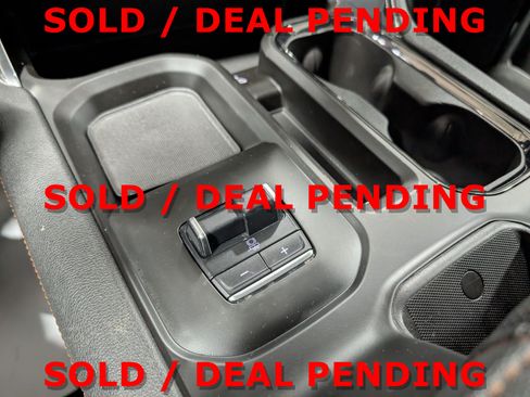 Used 2024 GMC Sierra 2500 AT4 w/ Technology Package AWD/4WD image 28