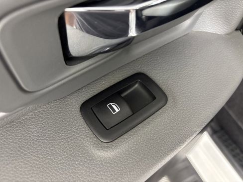 Used 2018 RAM 2500 SLT image 39