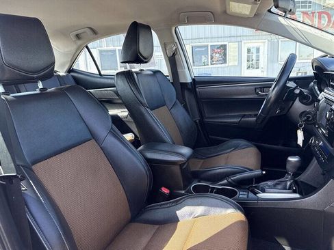 Used 2014 Toyota Corolla S image 19