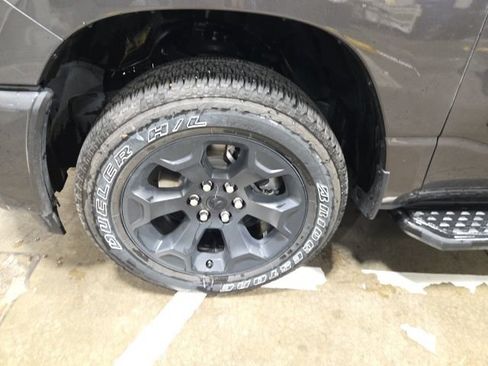 Used 2026 RAM 1500 Express AWD/4WD image 11