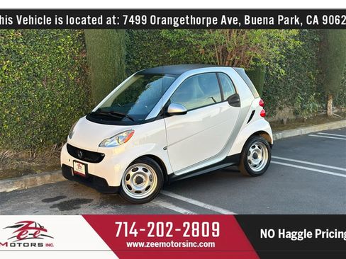 Used 2014 smart fortwo pure image 12