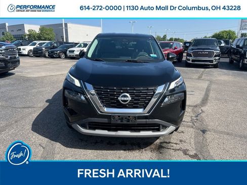 Used 2022 Nissan Rogue S FWD image 9
