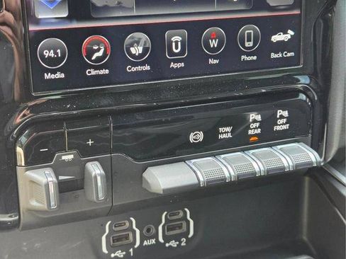 Used 2020 RAM 2500 Big Horn w/ Level 2 Equipment Group AWD/4WD image 26