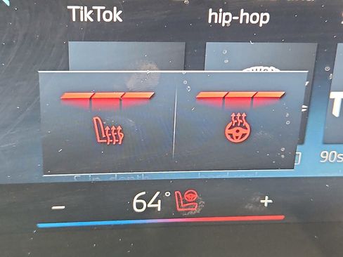 Used 2025 BMW X1 xDrive28i w/ Convenience Package image 24