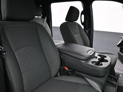 New 2026 RAM 2500 Tradesman AWD/4WD image 17