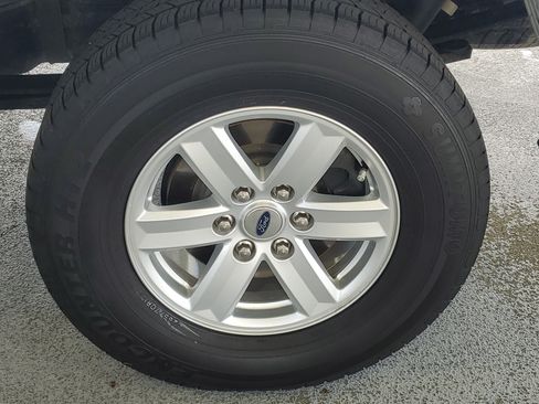 Used 2022 Ford F150 XLT w/ Equipment Group 301A Mid AWD/4WD image 7