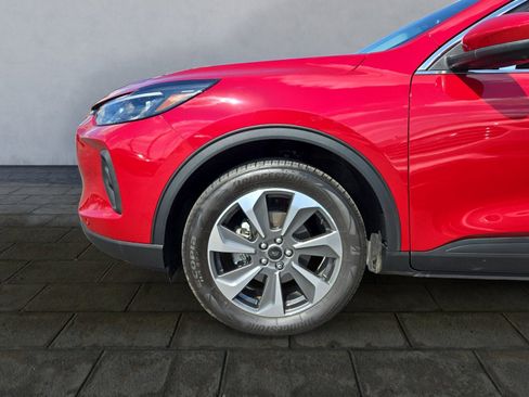 Used 2024 Ford Escape Platinum w/ Class II Trailer Tow Package image 25