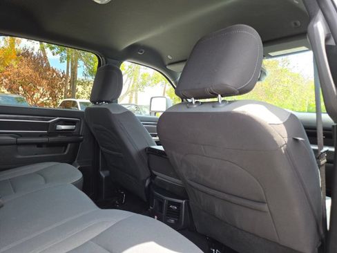 Used 2024 RAM 3500 Big Horn AWD/4WD image 13