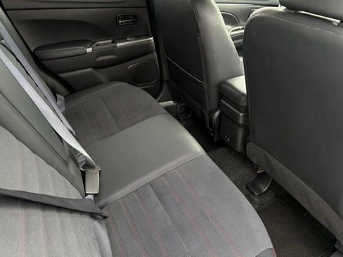 Used 2024 Mitsubishi Outlander Sport ES image 17