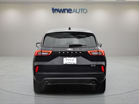 Used 2023 Ford Escape ST-Line Select w/ Tech Pack #1 AWD/4WD image 4