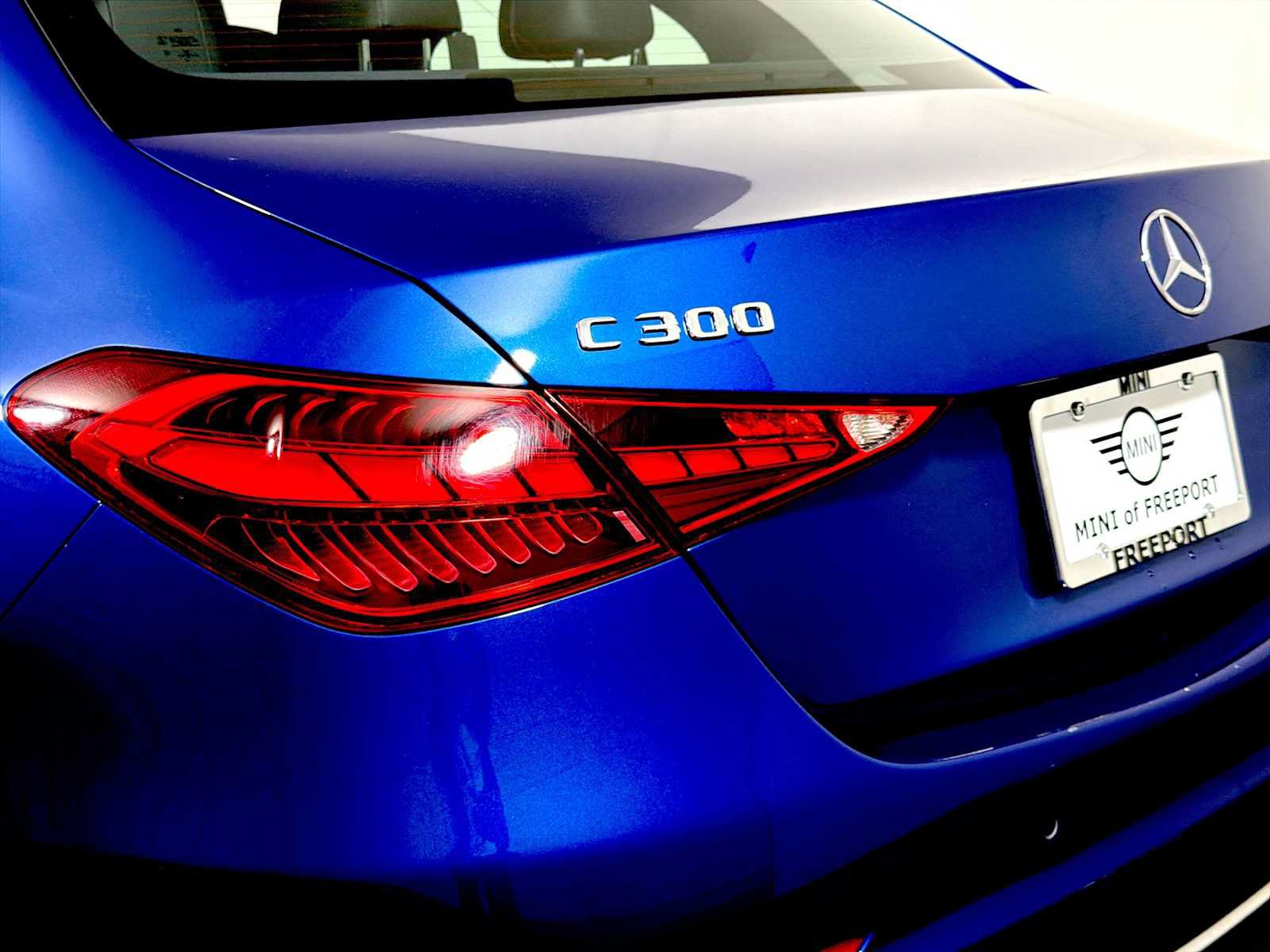 Used 2023 Mercedes-Benz C 300 4MATIC Sedan image 25