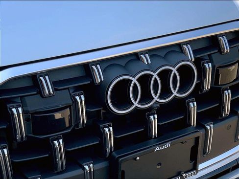 Certified 2025 Audi Q7 3.0T Premium Plus w/ Premium Plus Package AWD/4WD image 29