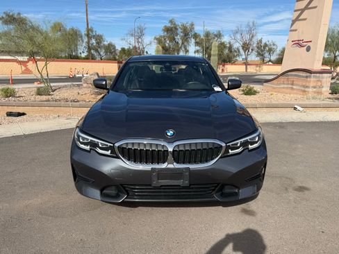 Used 2022 BMW 330i Sedan w/ Premium Package image 8