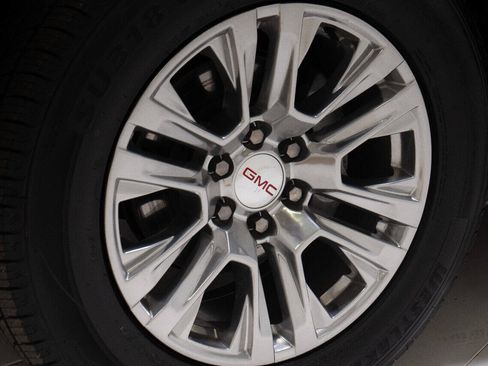 Used 2021 GMC Yukon XL Denali AWD/4WD image 25