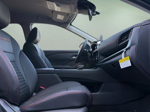 New 2026 Nissan Rogue SV AWD/4WD image 11