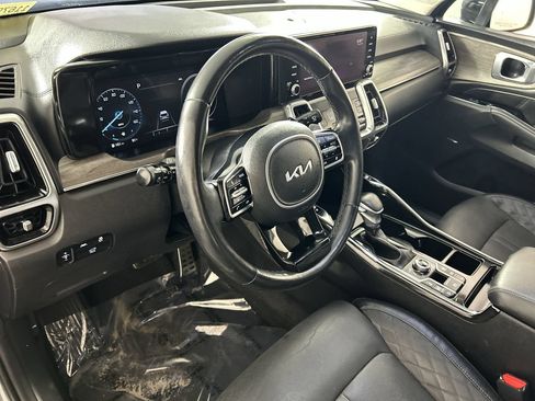 Used 2022 Kia Sorento SX Prestige AWD/4WD image 12