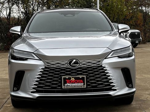 Used 2024 Lexus RX 450h AWD w/ Luxury Package image 7