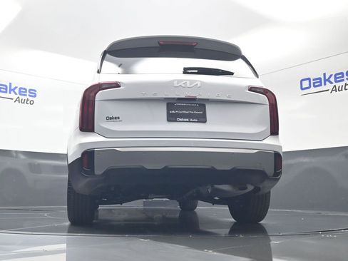 New 2025 Kia Telluride LX FWD image 44